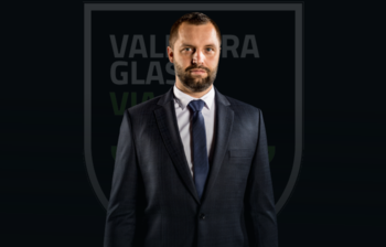 Arī nākamajā sezonā ''Valmiera Glass/Vidzemes Augstskola'' galvenais treneris būs Oskars Virsis