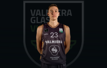 ''Valmiera Glass/Vidzemes Augstskola'' kluba rindās turpinās spēlēt arī Ričards Greitāns