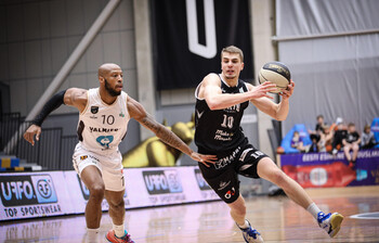 Klārka 18 punkti neglābj no zaudējuma Igaunijā; rīt pret ''Basket Brno''