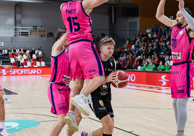 LBL Play-off, VALMIERA GLASS VIA : Rīgas Zeļļi