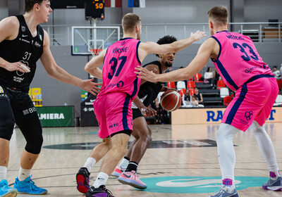 LBL Play-off, VALMIERA GLASS VIA : Rīgas Zeļļi