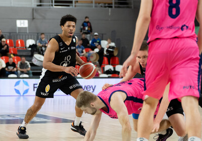 LBL Play-off, VALMIERA GLASS VIA : Rīgas Zeļļi