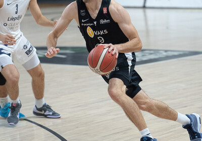 LAT-EST: VALMIERA GLASS VIA - BK Liepāja