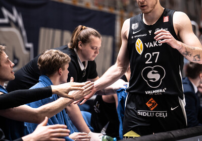 ENBL: VALMIERA GLASS VIA - Dziki Warszava