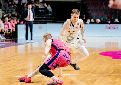 LBL Bronzas sērijas 1.spēle, VALMIERA GLASS VIA : Rīgas Zeļļi