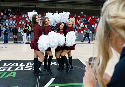 LAT-EST: VALMIERA GLASS VIA - BK Ogre