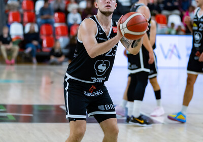 LAT-EST: VALMIERA GLASS VIA - BK Ogre