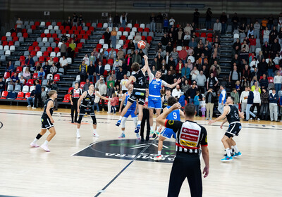 LAT-EST: VALMIERA GLASS VIA - BK Ogre