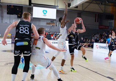 ENBL: VALMIERA GLASS VIA : Fyllingen Lions