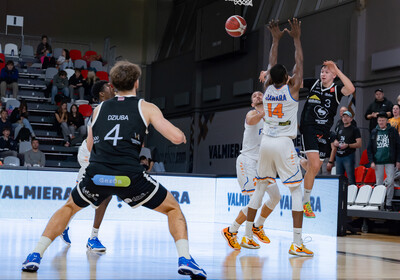 ENBL: VALMIERA GLASS VIA : Fyllingen Lions