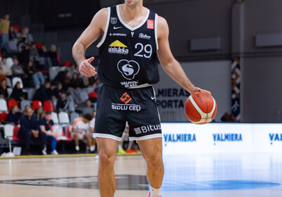ENBL: VALMIERA GLASS VIA : Fyllingen Lions