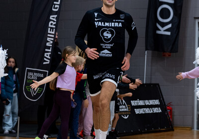 LAT-EST: VALMIERA GLASS VIA : Keila Coolbet