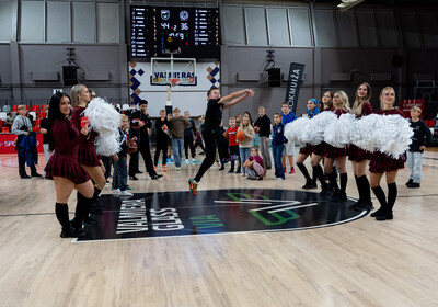 LAT-EST: VALMIERA GLASS VIA : Keila Coolbet