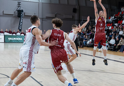 LAT-EST: VALMIERA GLASS VIA : BK Ventspils