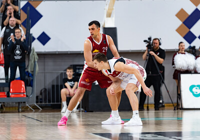 LAT-EST: VALMIERA GLASS VIA : BK Ventspils