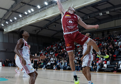 LAT-EST: VALMIERA GLASS VIA : BK Ventspils