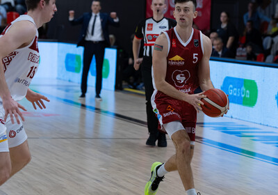 LAT-EST: VALMIERA GLASS VIA : BK Ventspils