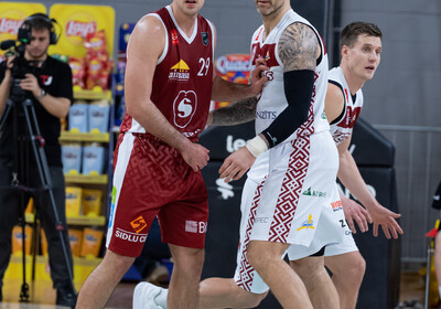 LAT-EST: VALMIERA GLASS VIA : BK Ventspils