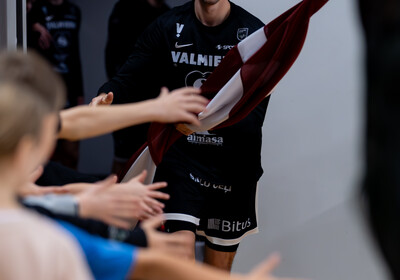 LAT-EST: VALMIERA GLASS VIA : Keila KK