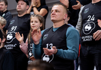 LAT-EST: VALMIERA GLASS VIA : Keila KK