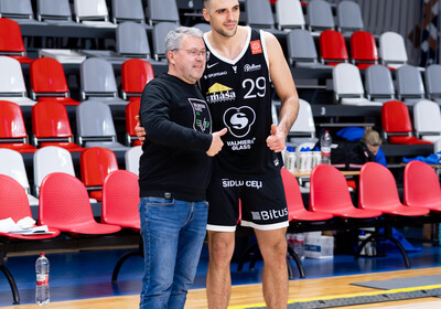 LAT-EST: VALMIERA GLASS VIA : Keila KK