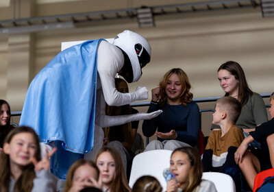 LAT-EST: VALMIERA GLASS VIA : Keila KK