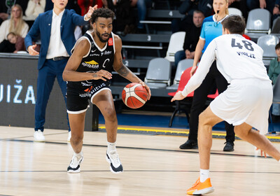 ENBL: VALMIERA GLASS VIA : Hefte Helfen Bulls Kapfenberg