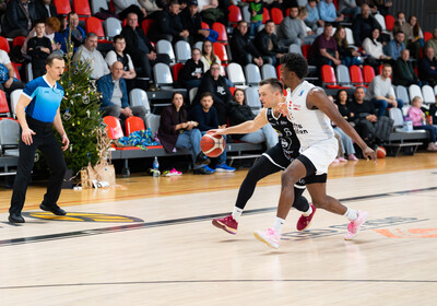 ENBL: VALMIERA GLASS VIA : Hefte Helfen Bulls Kapfenberg