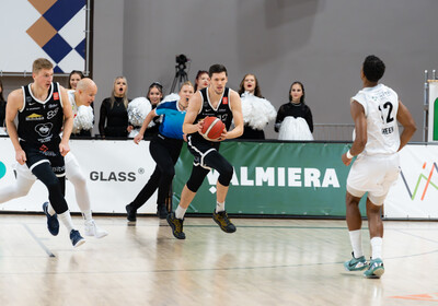 ENBL: VALMIERA GLASS VIA : Hefte Helfen Bulls Kapfenberg