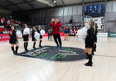 ENBL: VALMIERA GLASS VIA : Hefte Helfen Bulls Kapfenberg