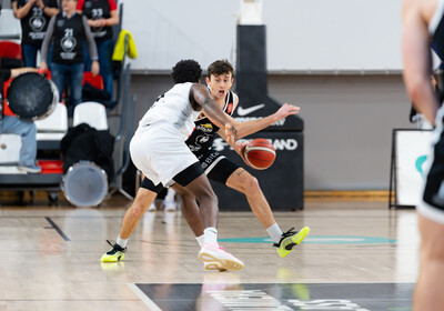 ENBL: VALMIERA GLASS VIA : Hefte Helfen Bulls Kapfenberg