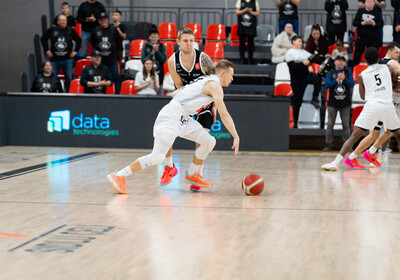 ENBL: VALMIERA GLASS VIA : Hefte Helfen Bulls Kapfenberg