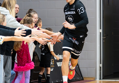 ENBL: VALMIERA GLASS VIA : Hefte Helfen Bulls Kapfenberg