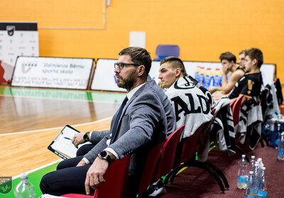 LAT-EST: VALMIERA GLASS VIA – VEF RĪGA