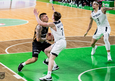 LAT-EST: VALMIERA GLASS VIA – VEF RĪGA