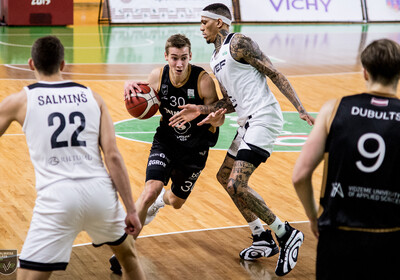 LAT-EST: VALMIERA GLASS VIA – VEF RĪGA