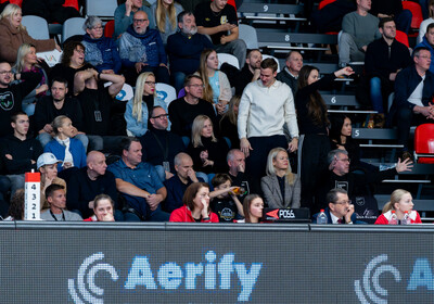 LAT-EST: VALMIERA GLASS VIA : Rīgas Zeļļi