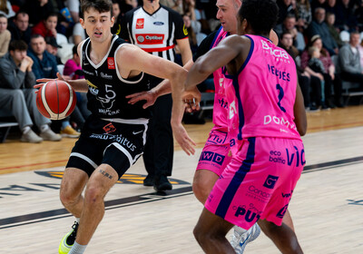 LAT-EST: VALMIERA GLASS VIA : Rīgas Zeļļi