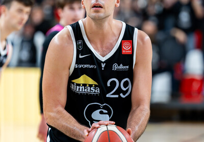 LAT-EST: VALMIERA GLASS VIA : Rīgas Zeļļi