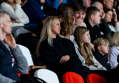 LAT-EST: VALMIERA GLASS VIA : Rīgas Zeļļi