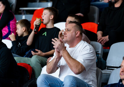 LAT-EST: VALMIERA GLASS VIA : Rīgas Zeļļi