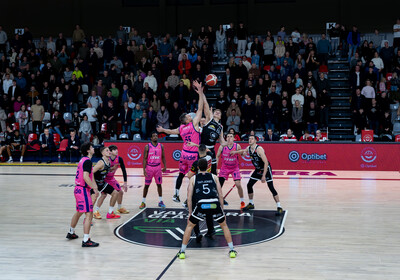 LAT-EST: VALMIERA GLASS VIA : Rīgas Zeļļi