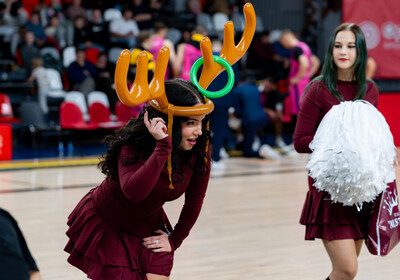 LAT-EST: VALMIERA GLASS VIA : Rīgas Zeļļi