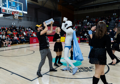 LAT-EST: VALMIERA GLASS VIA : Kalev/Cramo