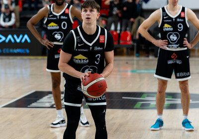 LAT-EST: VALMIERA GLASS VIA : Kalev/Cramo