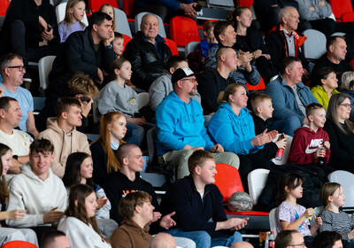 LAT-EST: VALMIERA GLASS VIA : Kalev/Cramo