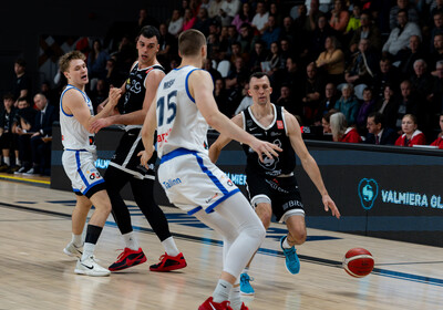 LAT-EST: VALMIERA GLASS VIA : Kalev/Cramo