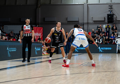 LAT-EST: VALMIERA GLASS VIA : Kalev/Cramo