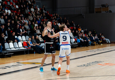 LAT-EST: VALMIERA GLASS VIA : Kalev/Cramo