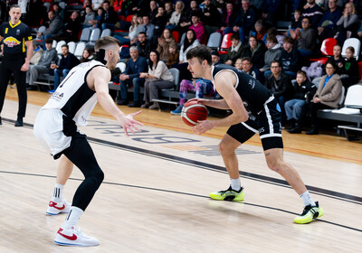 LBUK: VALMIERA GLASS VIA : VEF Rīga